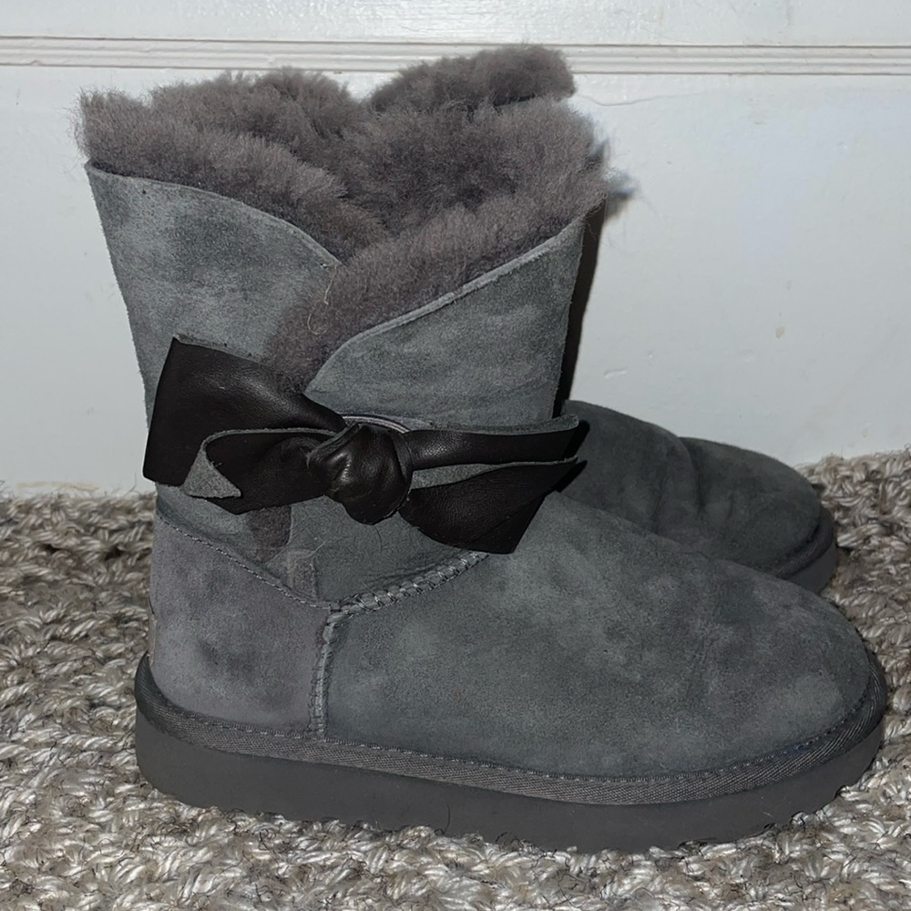UGG Daelynn winter boots with suede and leather bow